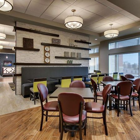 Drury Inn & Suites Cleveland Beachwood Bagian luar foto