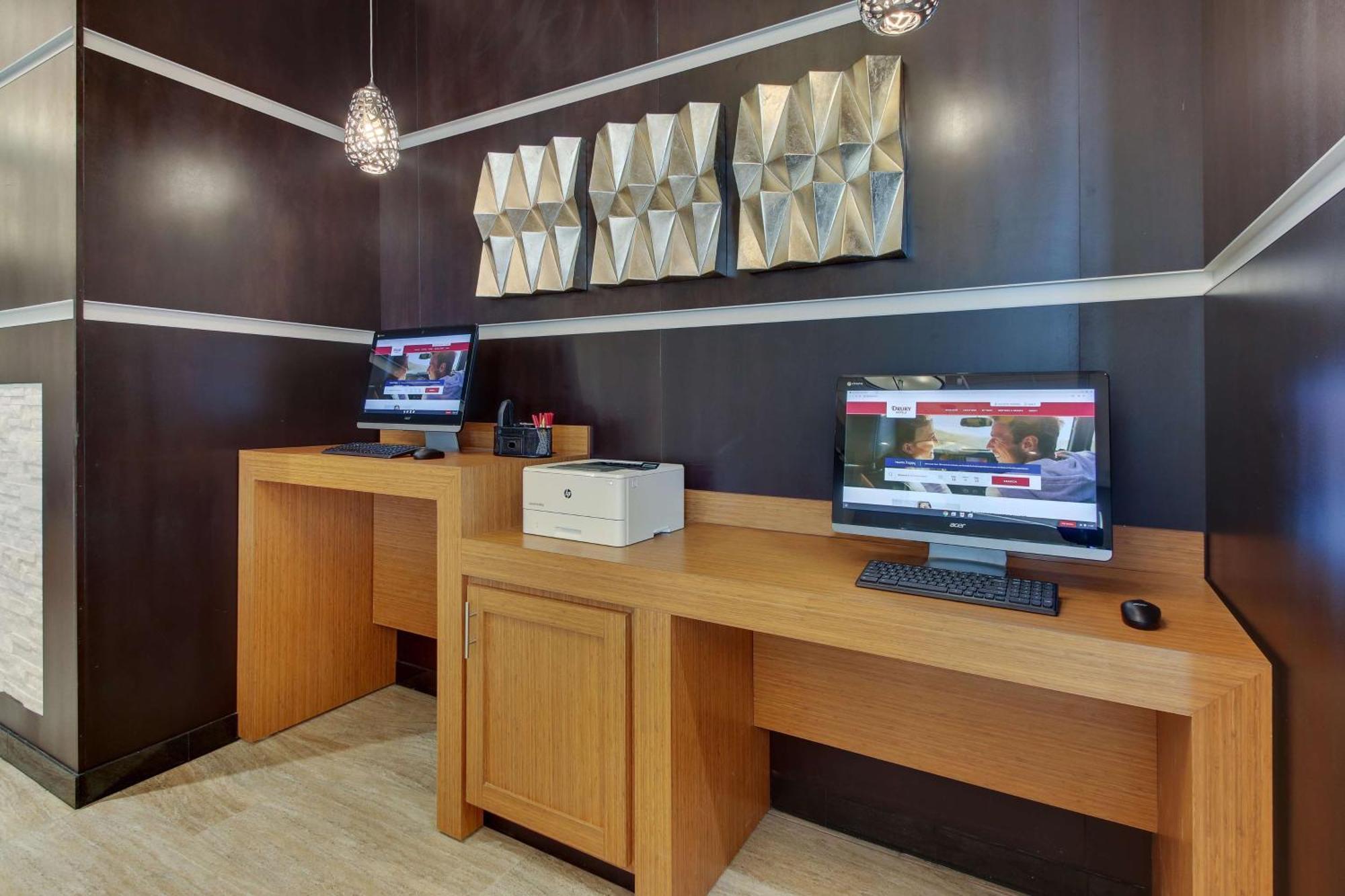 Drury Inn & Suites Cleveland Beachwood Bagian luar foto