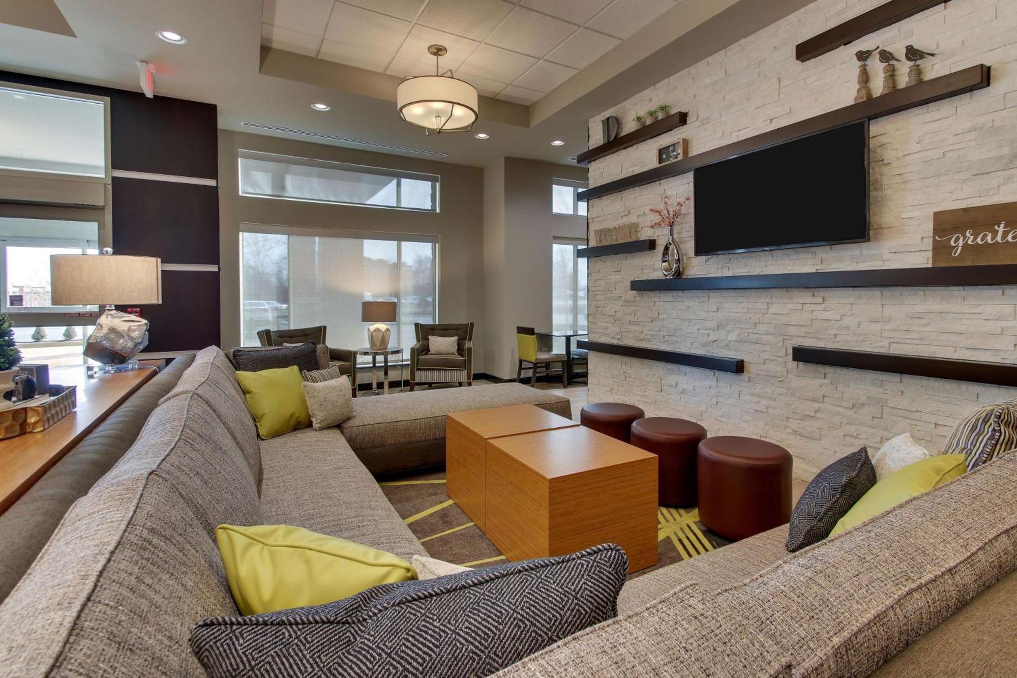 Drury Inn & Suites Cleveland Beachwood Bagian luar foto