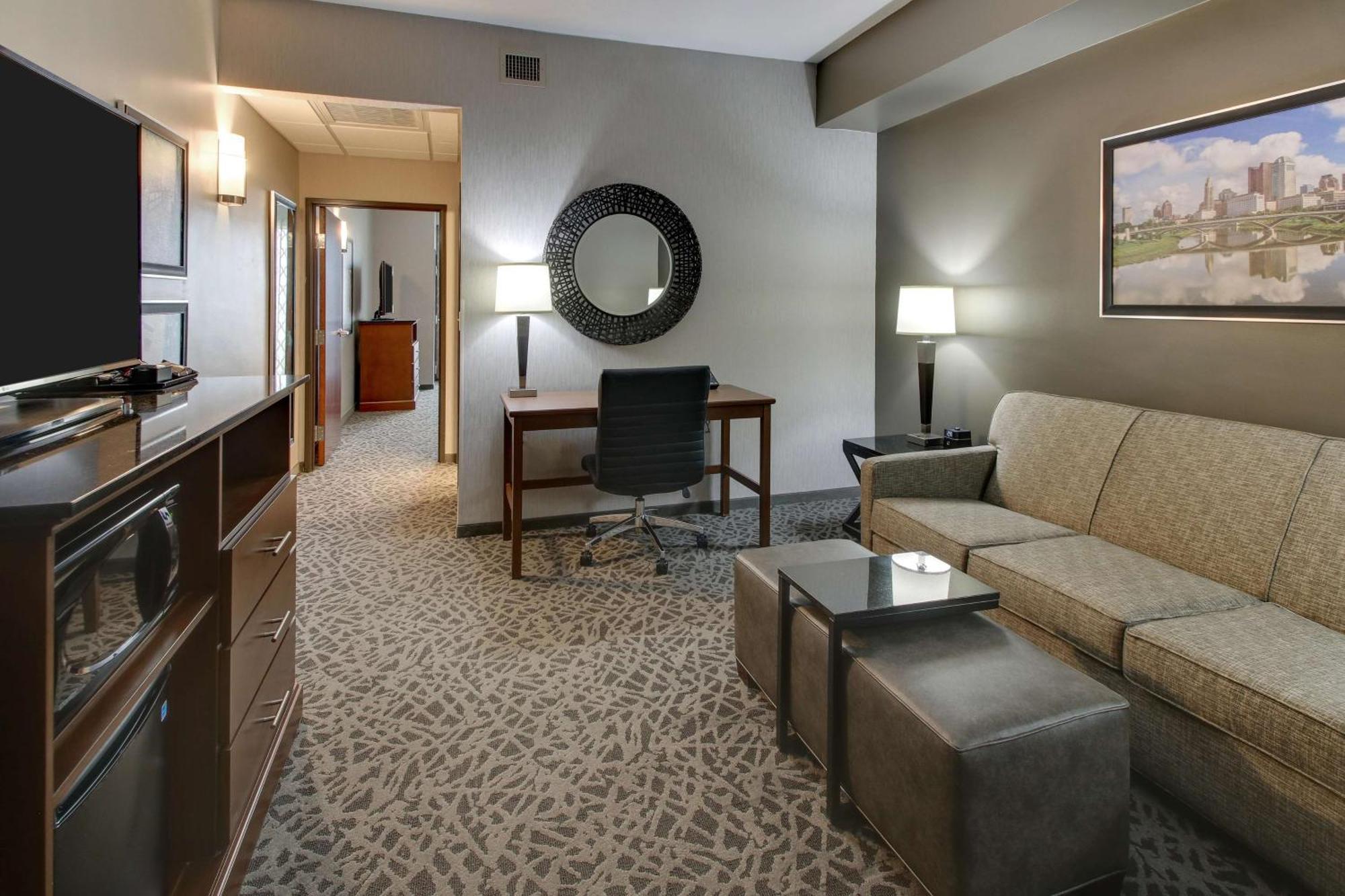 Drury Inn & Suites Cleveland Beachwood Bagian luar foto