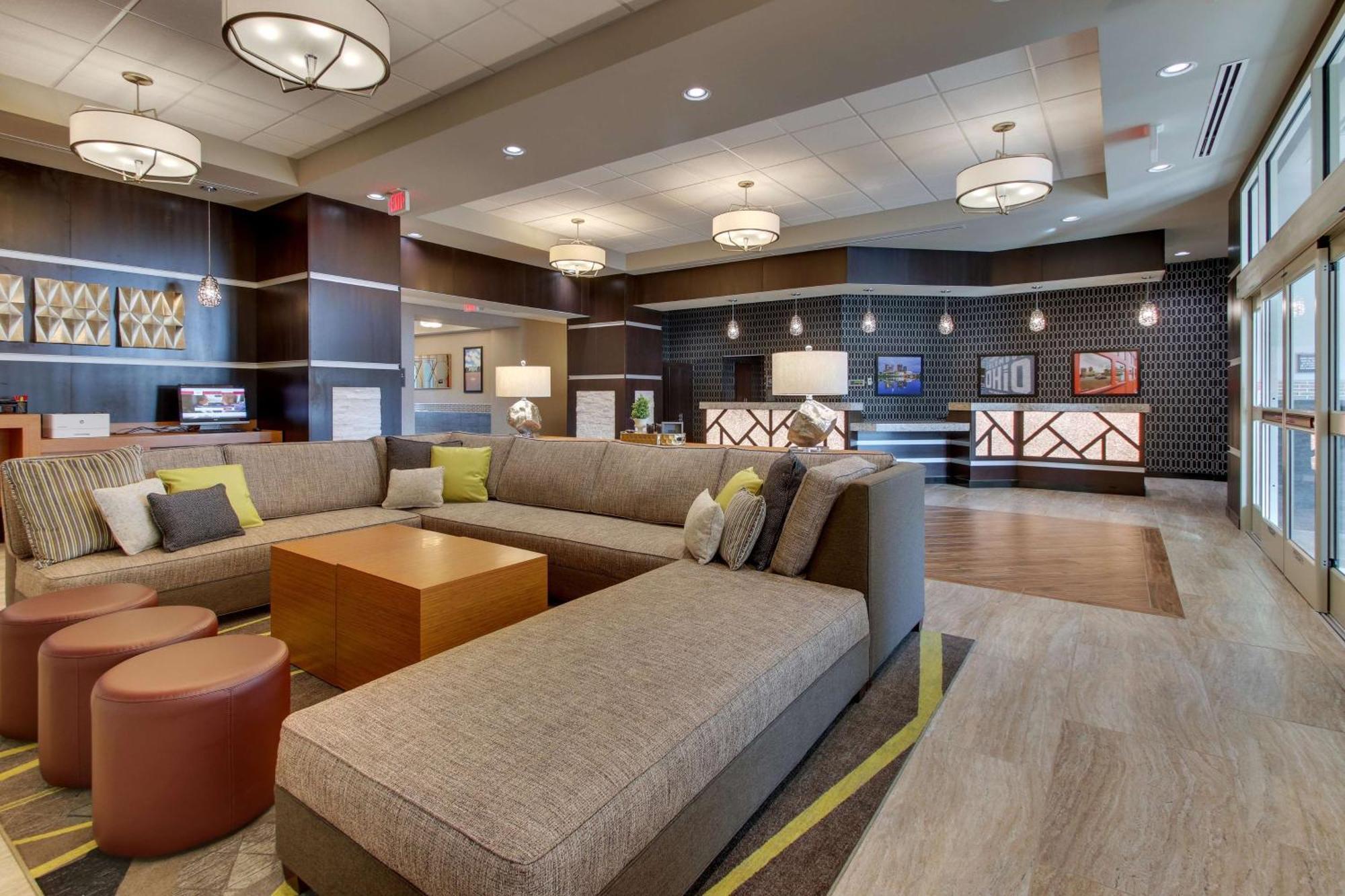 Drury Inn & Suites Cleveland Beachwood Bagian luar foto